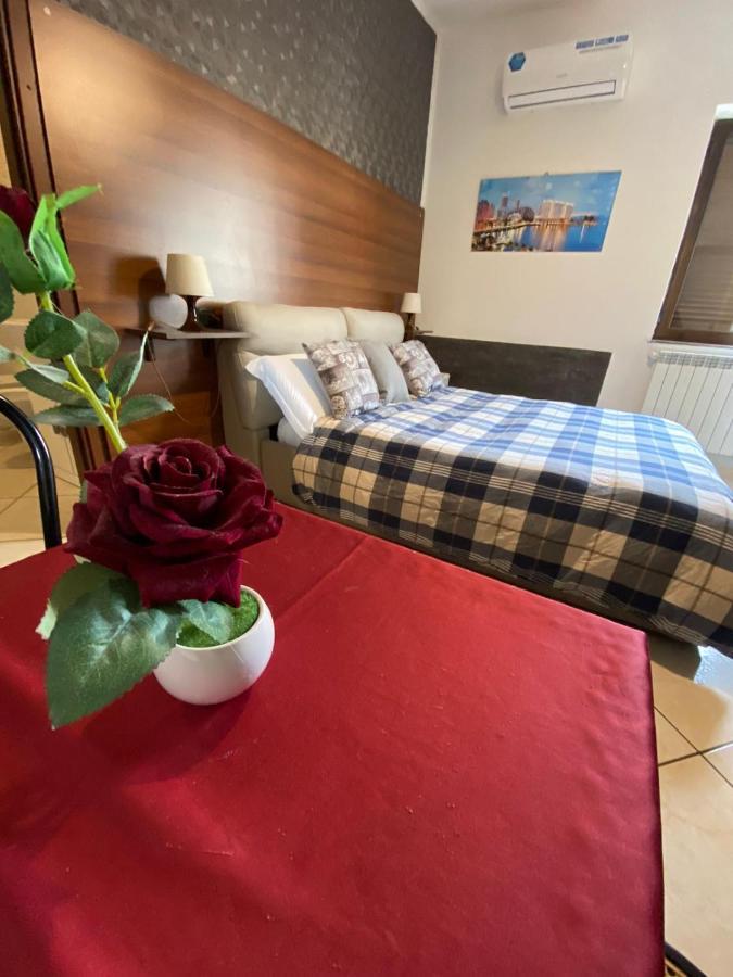 Villa Nancy Rooms Cimitile-Nola Екстериор снимка