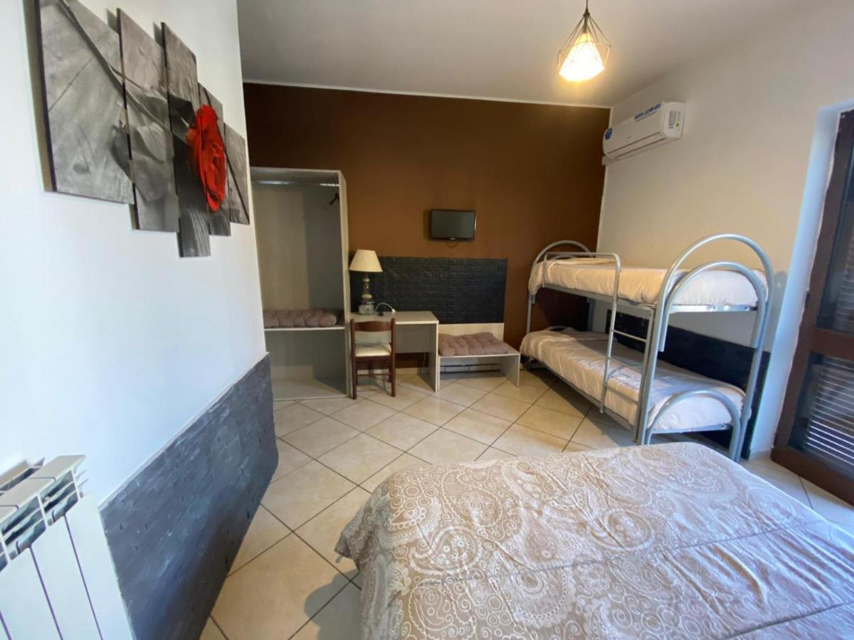 Villa Nancy Rooms Cimitile-Nola Екстериор снимка